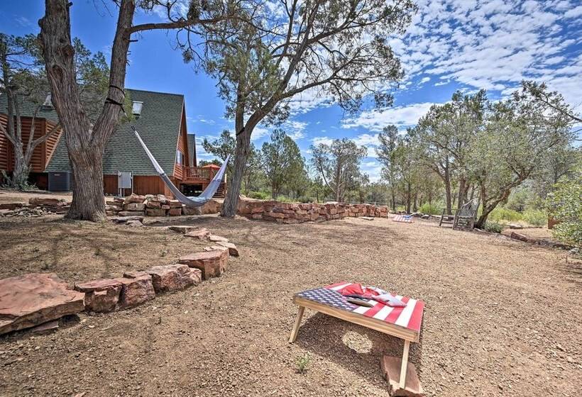 Hot Tub & Mtn View: Dog Friendly Payson Getaway!