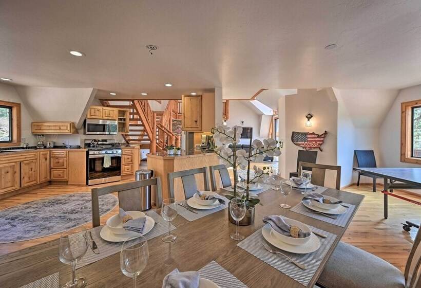 Hot Tub & Mtn View: Dog Friendly Payson Getaway!