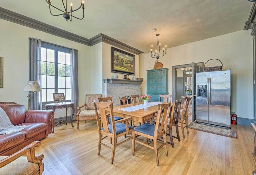 Elegant, Historical Santa Ana Home W/ Gardens