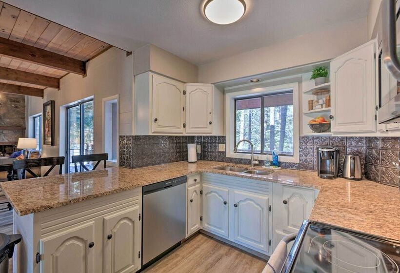 Enchanted Pines  Mountain Escape W/ Deck & Grill!