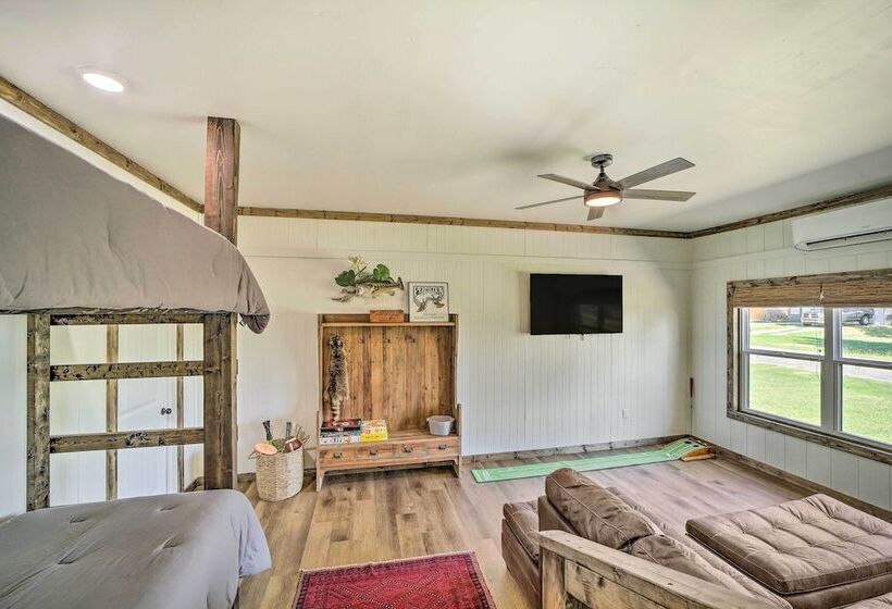 Eufaula Retreat W/ Lake Views: Walk To Marina