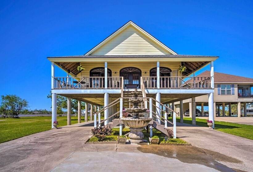Exquisite Lake Charles Gem   Waterfront Views
