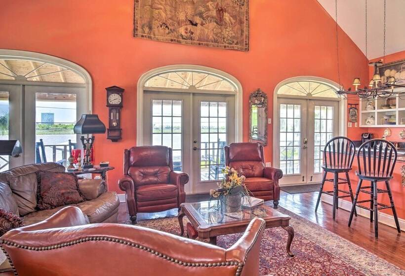 Exquisite Lake Charles Gem   Waterfront Views