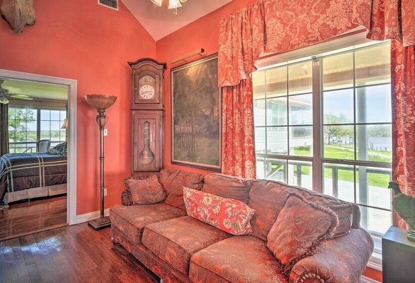 Exquisite Lake Charles Gem   Waterfront Views