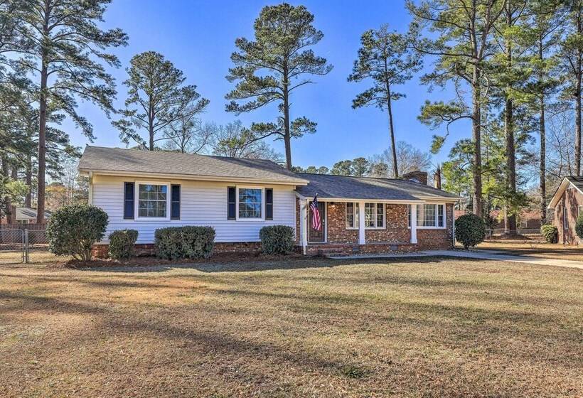 Family Friendly New Bern Home W/ Backyard!