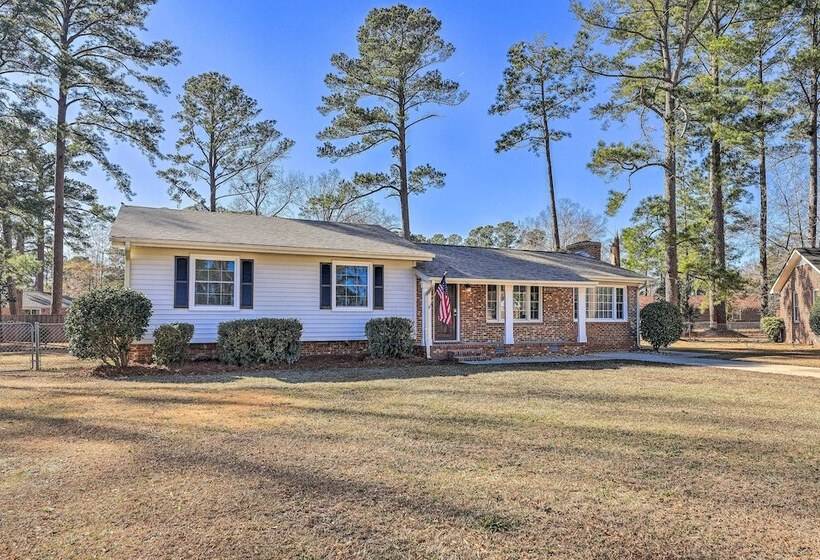 Family Friendly New Bern Home W/ Backyard!