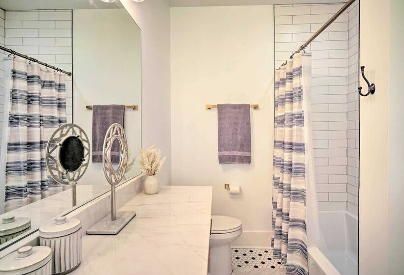 Family Friendly Lake Charles Home W/ Playset!