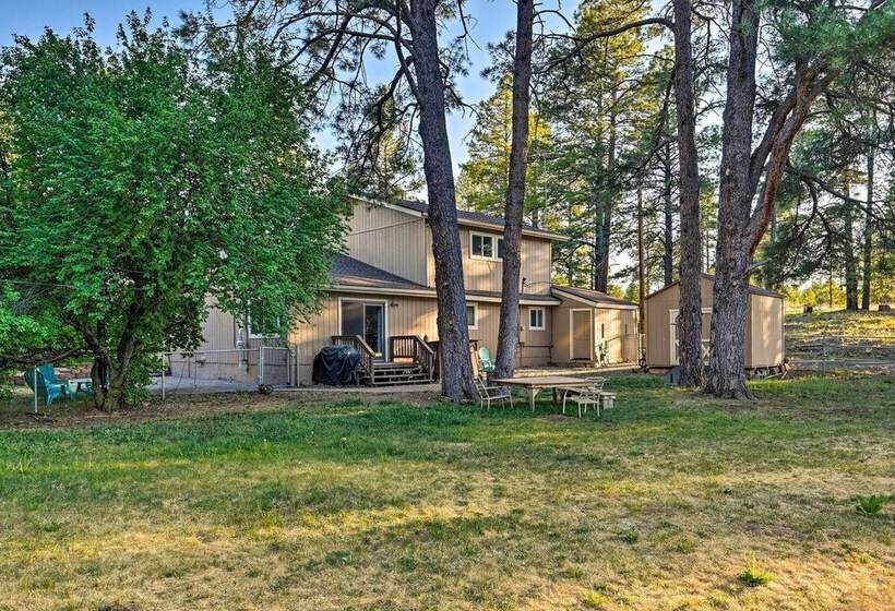 Flagstaff Retreat W/ Large Yard, Balcony & Views!