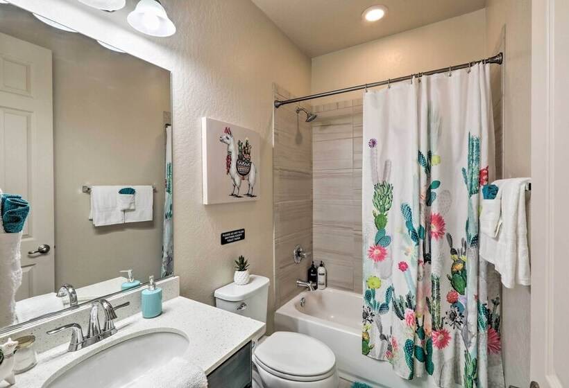 Centrally Located Flagstaff Vacation Home W/ Patio