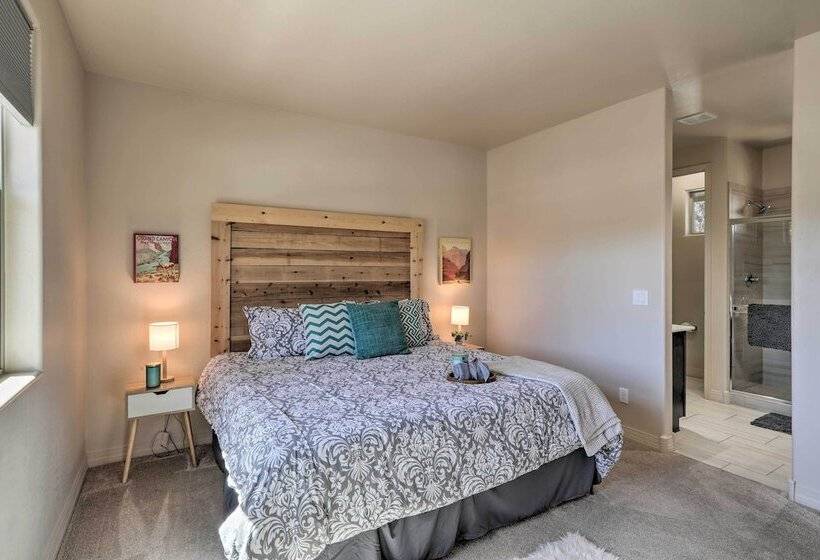 Centrally Located Flagstaff Vacation Home W/ Patio