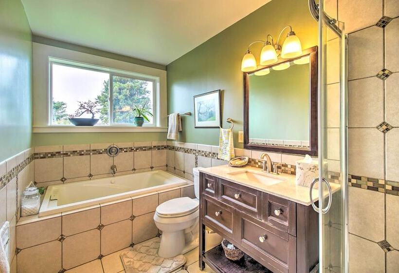 Fort Bragg Home, Close To Laguna Point Beach!