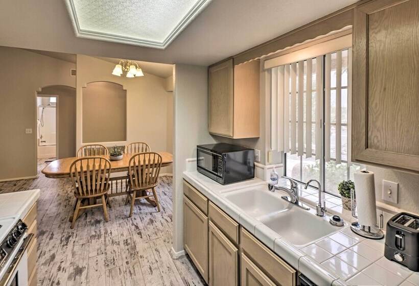 Fort Mohave Home W/ Hot Tub: 4 Mi To Co River!