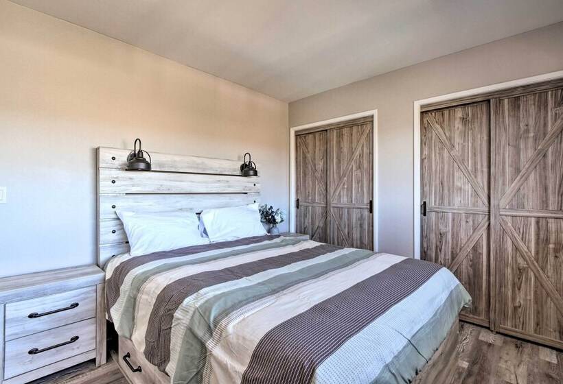 Fountain Hills Home W/ Pool & Mountain Views