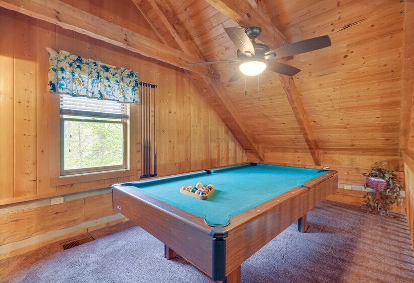 Gatlinburg Cabin W/ Pool Table ~ 6 Mi To Downtown!