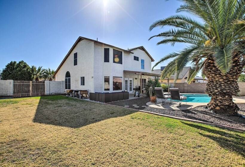 Pet Friendly Glendale Home W/ Pool, Near Golfing
