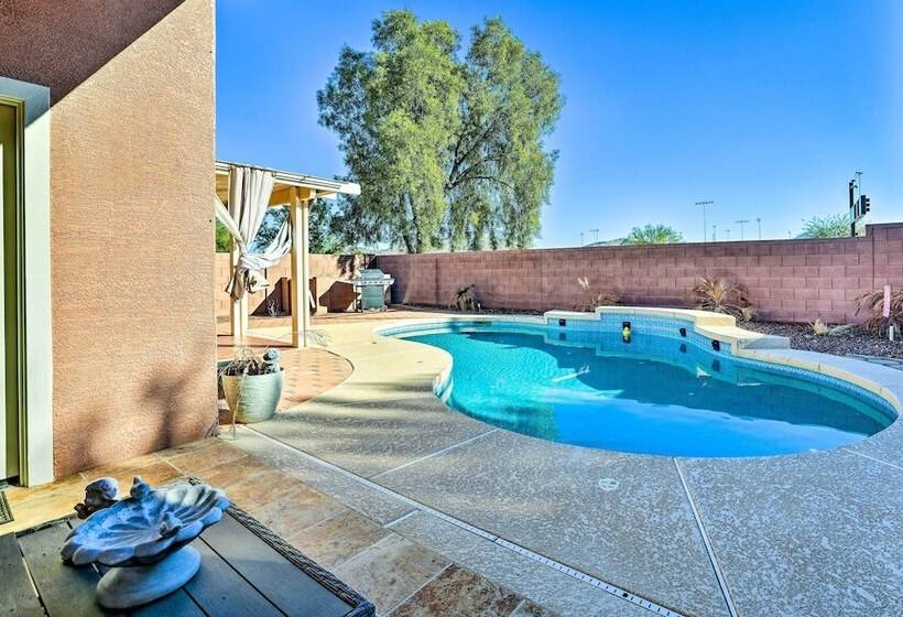 Goodyear Vacation Rental W/ Pool, Close To Hikes!