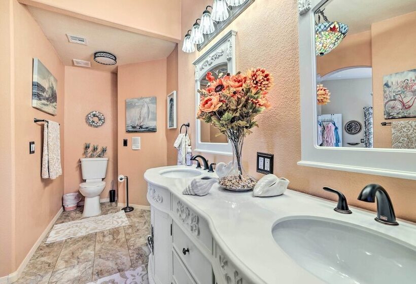 Goodyear Vacation Rental W/ Pool, Close To Hikes!