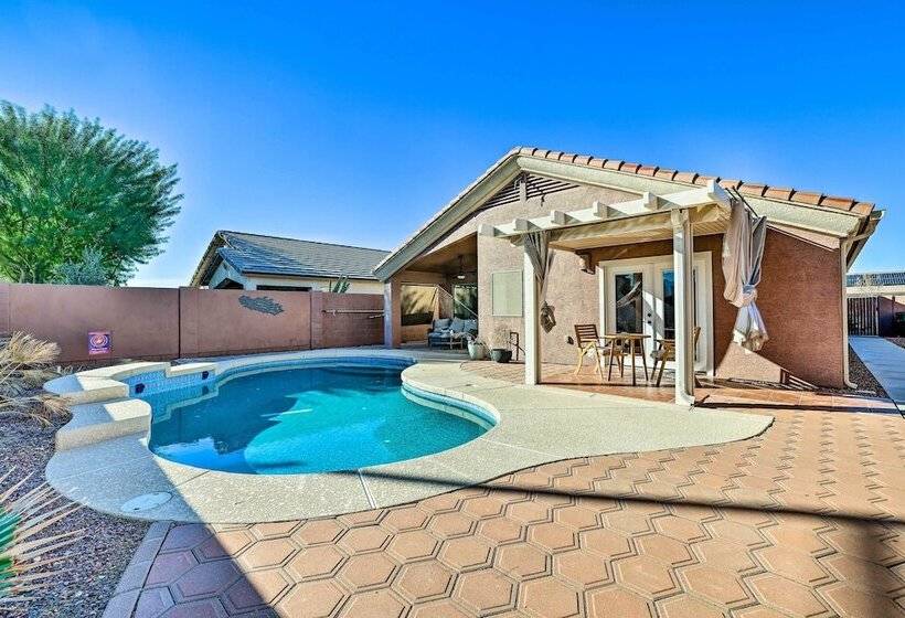 Goodyear Vacation Rental W/ Pool, Close To Hikes!