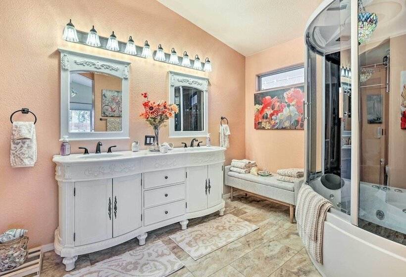 Goodyear Vacation Rental W/ Pool, Close To Hikes!