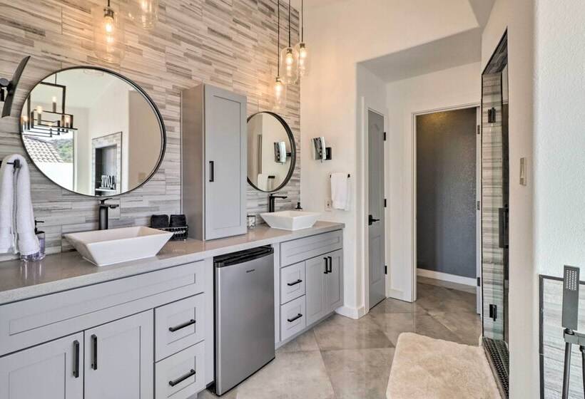 Goodyear Retreat With Complimentary Heated Pool!