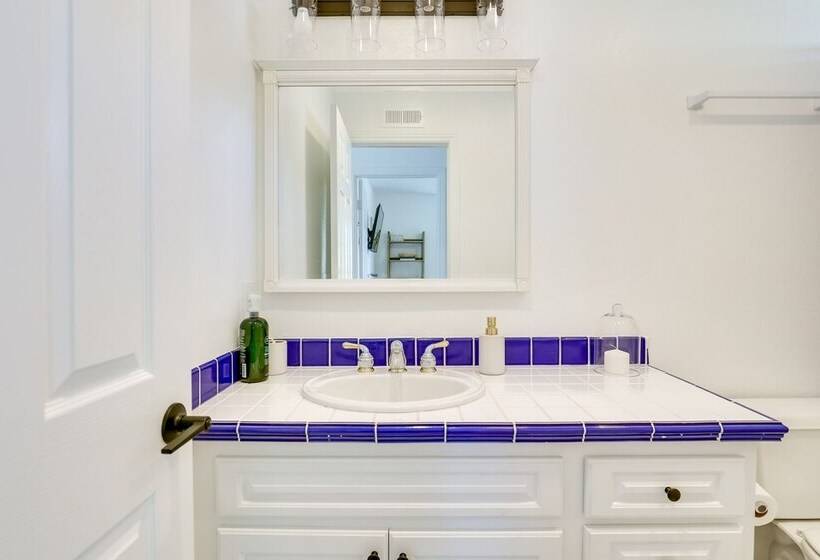 Gorgeous Vista Home W/ Private Pool & Spa!