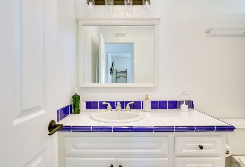 Gorgeous Vista Home W/ Private Pool & Spa!