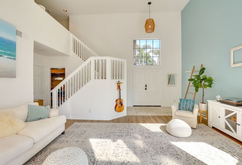 Gorgeous Vista Home W/ Private Pool & Spa!