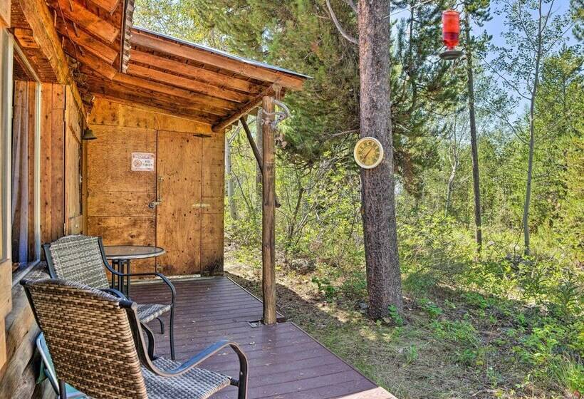 Grandpa S Cabin  ~ 30 Miles To Yellowstone!