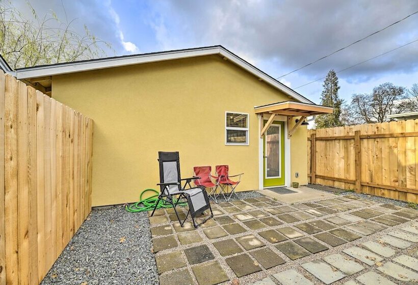 Grants Pass Home ~ 1/2 Mi To Rogue River!