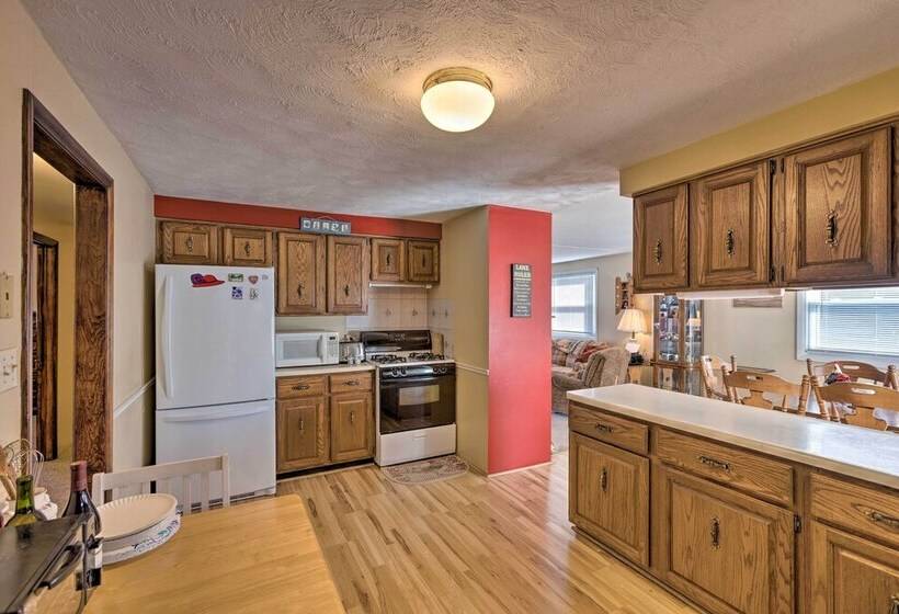 Lakefront Ludington Retreat W/ Kayaks & Fire Pit!