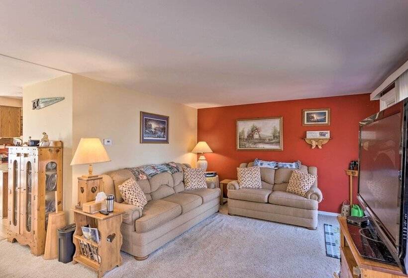 Lakefront Ludington Retreat W/ Kayaks & Fire Pit!