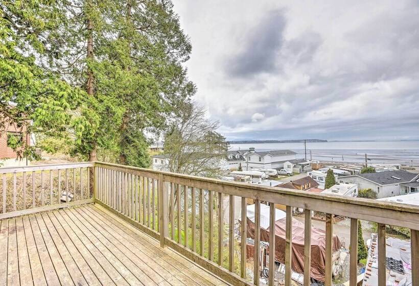 Hilltop Hideout W/ Sweeping Birch Bay Views