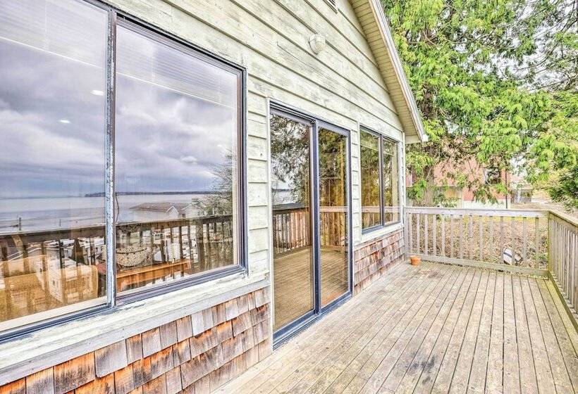 Hilltop Hideout W/ Sweeping Birch Bay Views