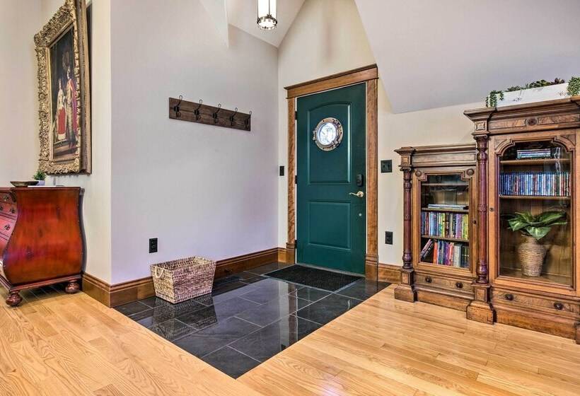 Historic Guest House On Castle Kimble Estate!