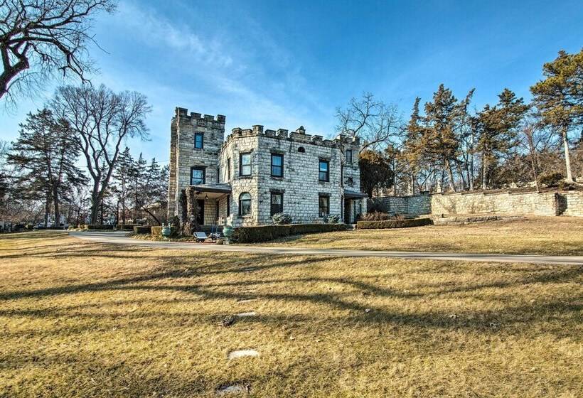 Historic Guest House On Castle Kimble Estate!