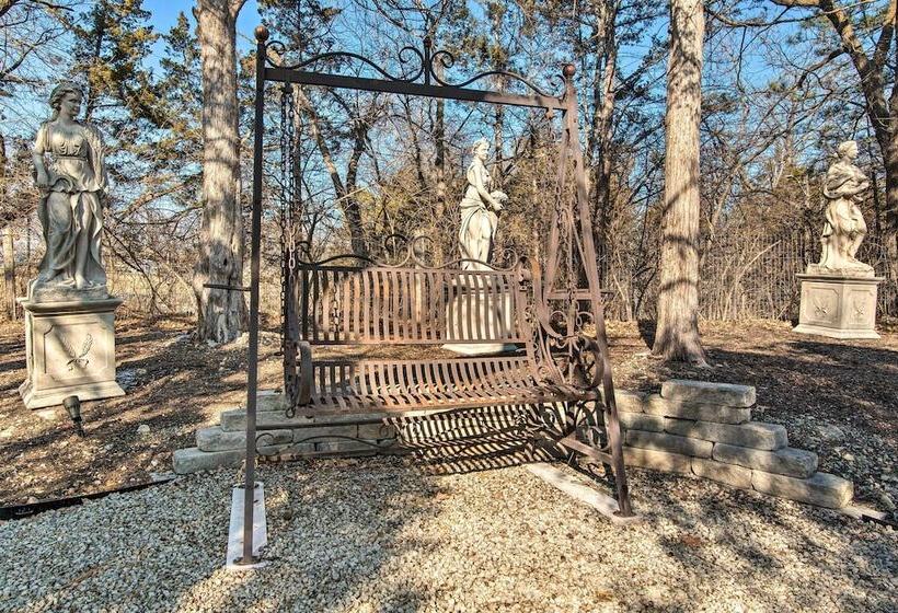 Historic Guest House On Castle Kimble Estate!