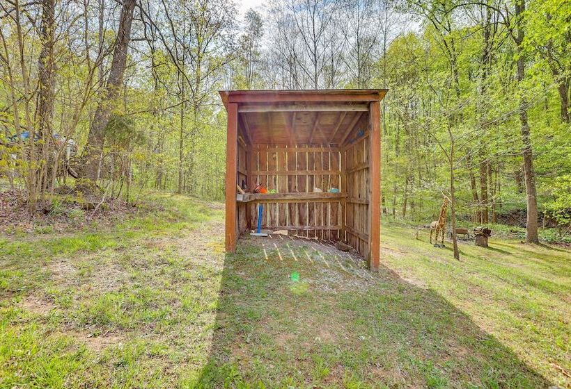 Home Near Hoosier National Forest With Fire Pit!