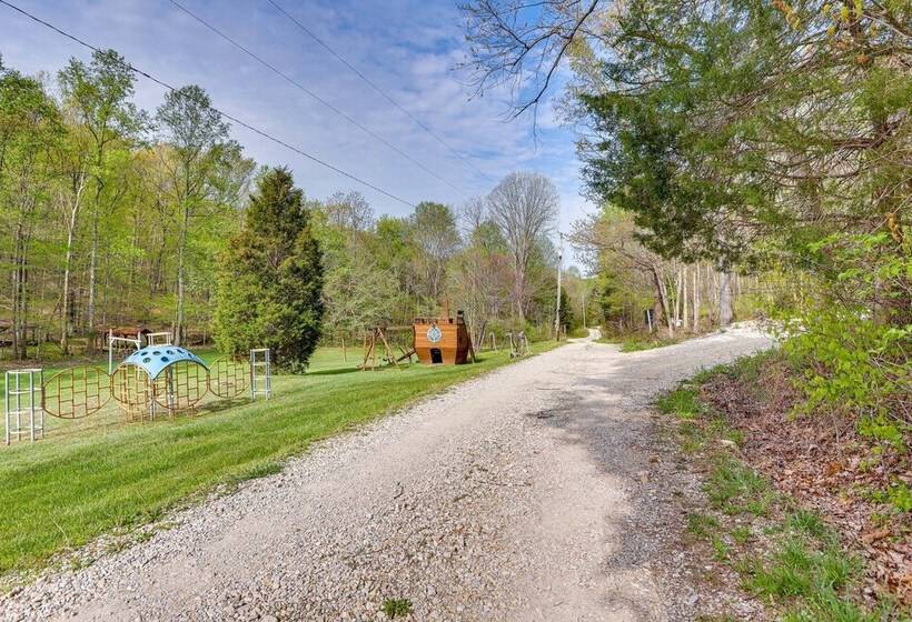 Home Near Hoosier National Forest With Fire Pit!