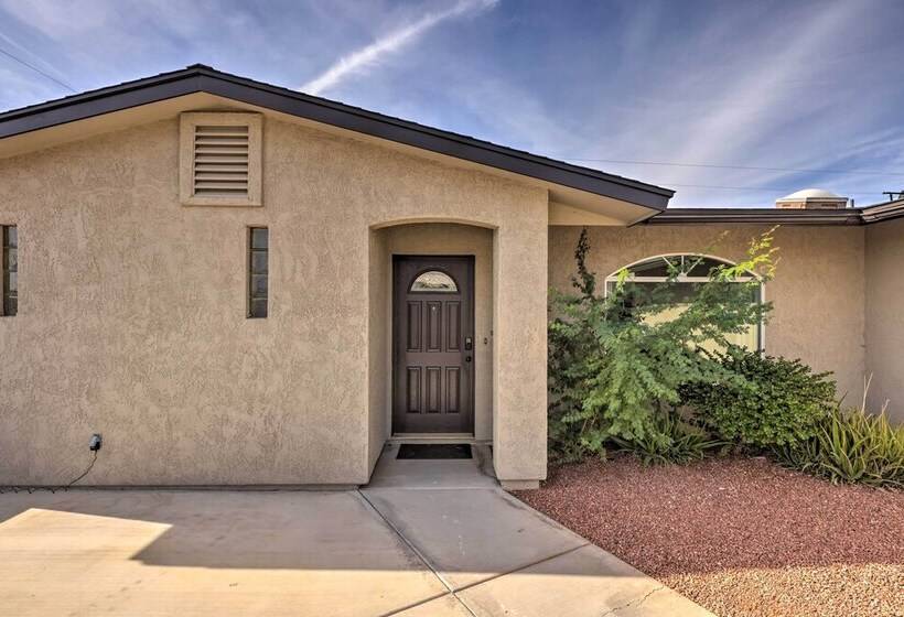 Home W/ Arizona Room ~ 5 Mi To Lake Havasu!