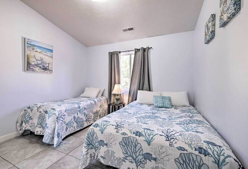 Home W/ Game Room & Fire Pit: 30 Min To Zion!