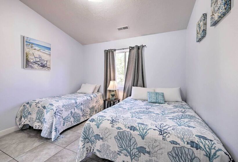 Home W/ Game Room & Fire Pit: 30 Min To Zion!