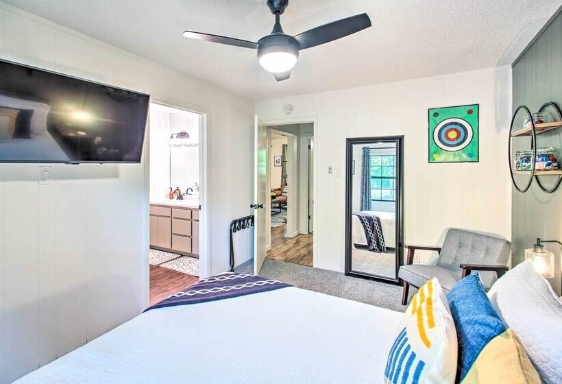 Deck & Resort Amenities: Hot Springs Home!