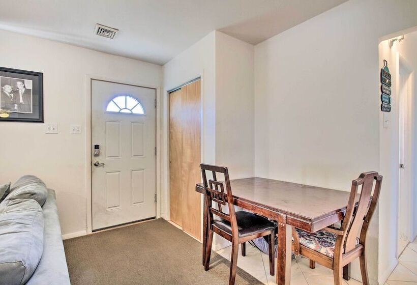 House W/ Pellet Smoker & Grill, 1 Mi To Lake!