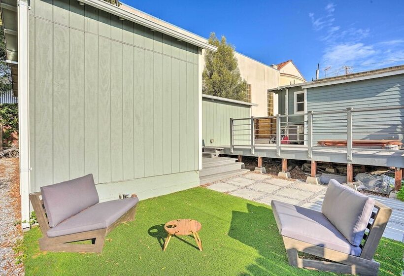 Ideally Located Oakland Home W/ Private Yard!