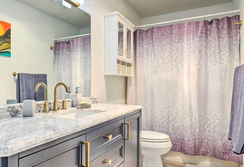 Idyllic Cabin W/ Fire Pit, 1 Mi To Mi Wuk Village!