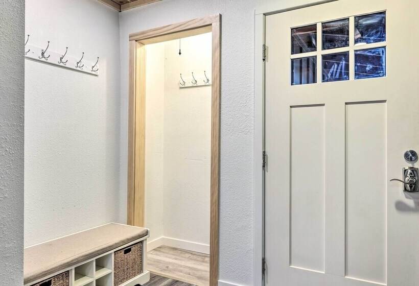 Idyllic Cabin W/ Fire Pit, 1 Mi To Mi Wuk Village!