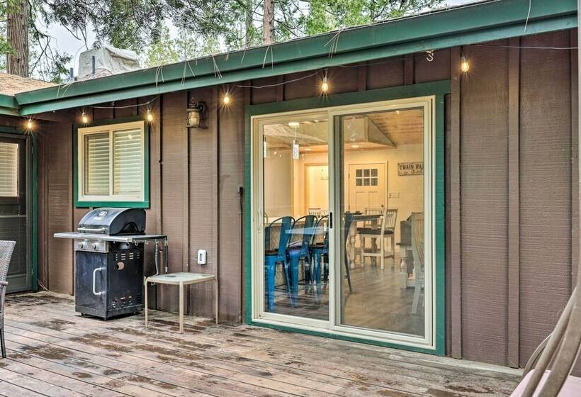 Idyllic Cabin W/ Fire Pit, 1 Mi To Mi Wuk Village!