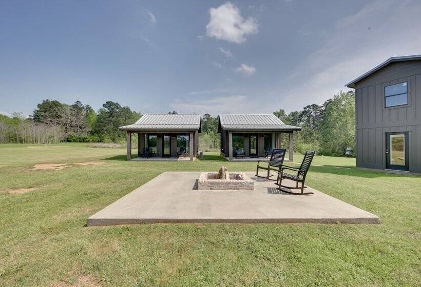 Modern Kennard Cabin W/ 3 Casitas   Walk To Pond!