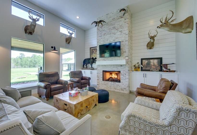 Modern Kennard Cabin W/ 3 Casitas   Walk To Pond!