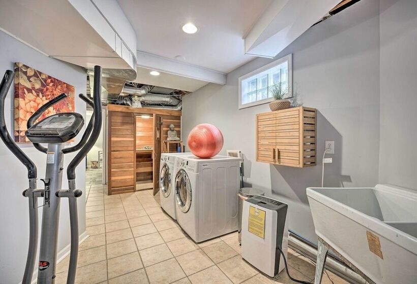 La Porte Cabin With Sauna, Decks & Fire Pit!